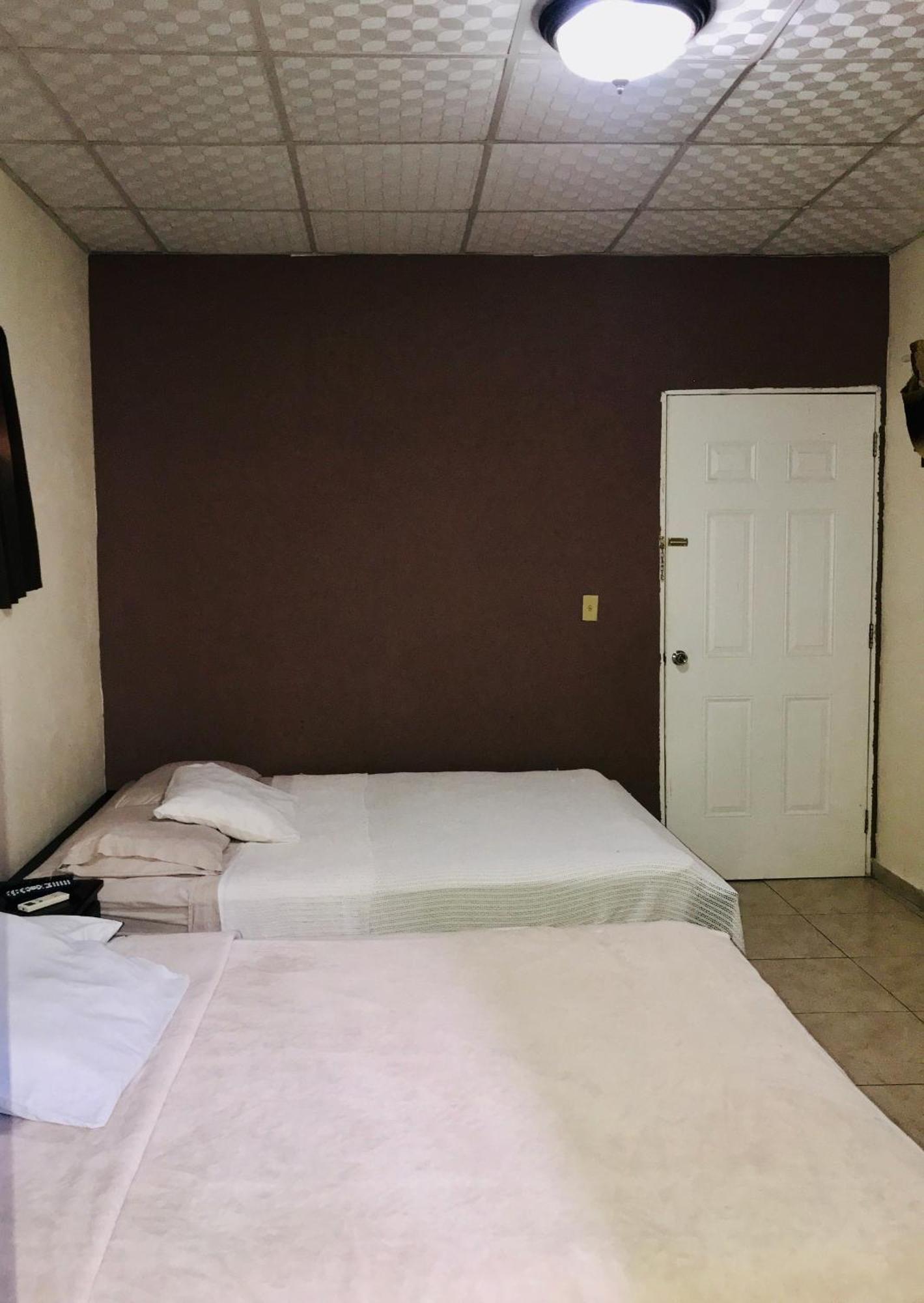 Black Lion Inn Santiago de Veraguas Chambre photo
