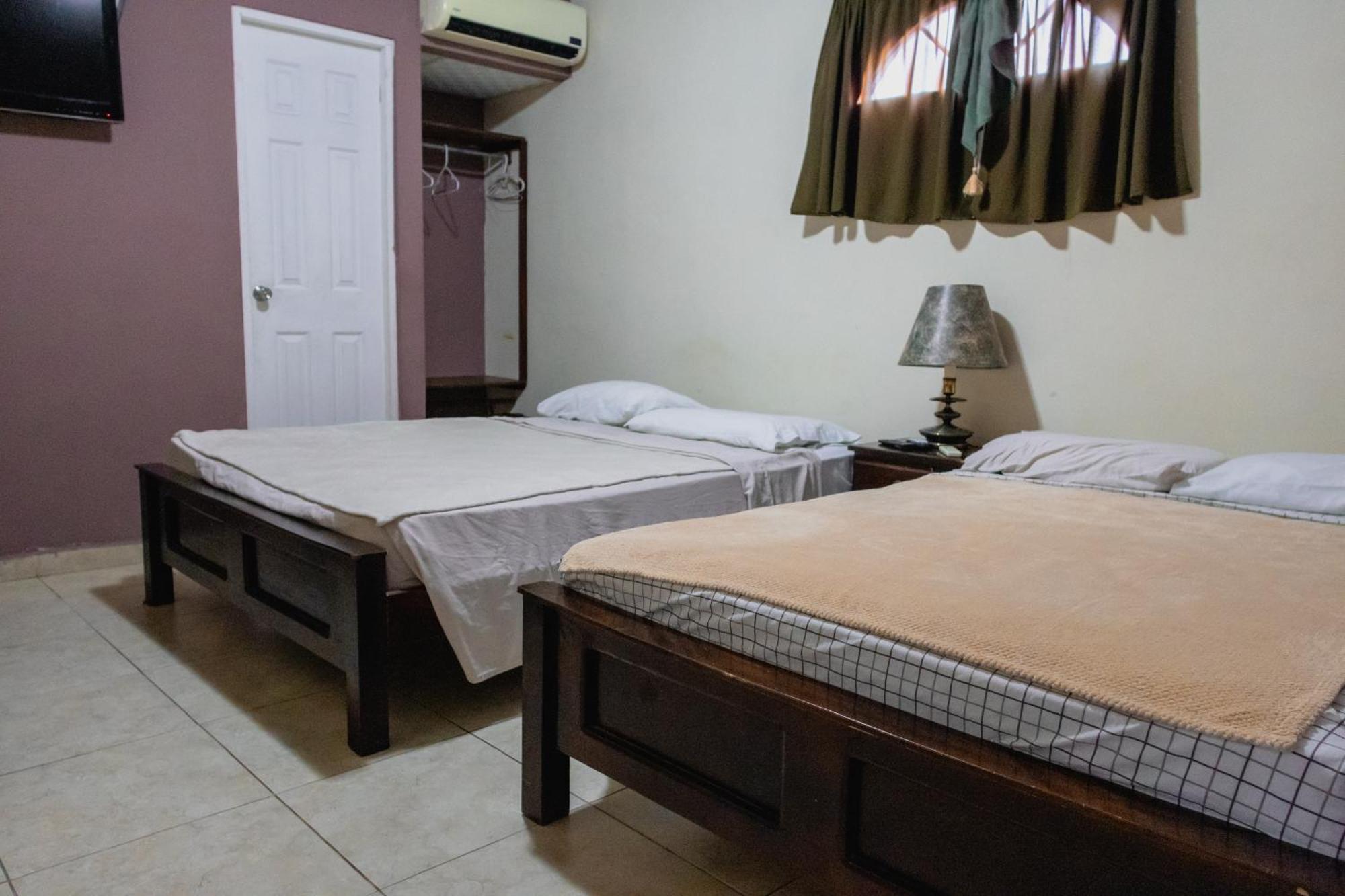 Black Lion Inn Santiago de Veraguas Extérieur photo