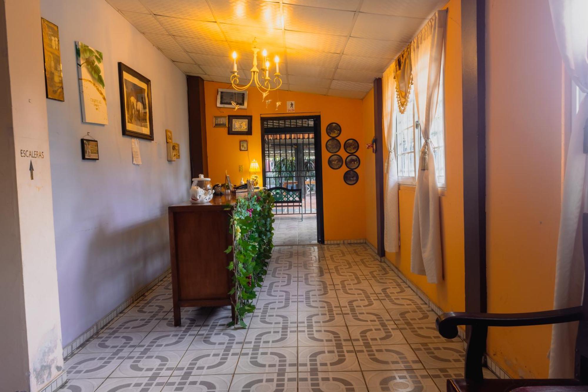 Black Lion Inn Santiago de Veraguas Extérieur photo